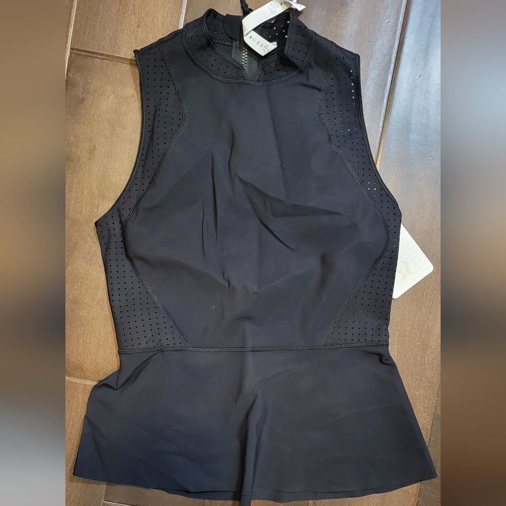 Lululemon paddle timed peplum